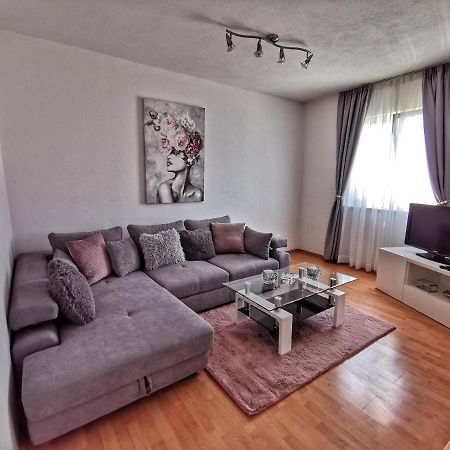 Apartments Villa Jelena Seget Vranjica Exterior photo